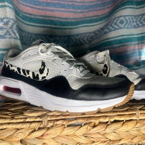 Nike Air Max W7.5